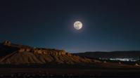 photograph, landscape of a The Shaar Harrenhal , Moon in the night, Surprising